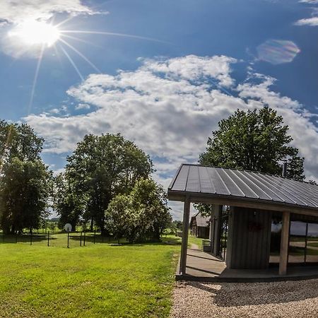 Holiday Home Uzbazes Valmiera Værelse billede