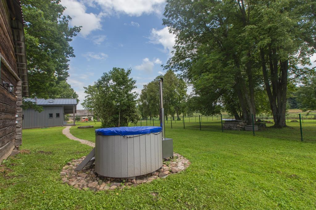 Holiday Home Uzbazes Valmiera Værelse billede