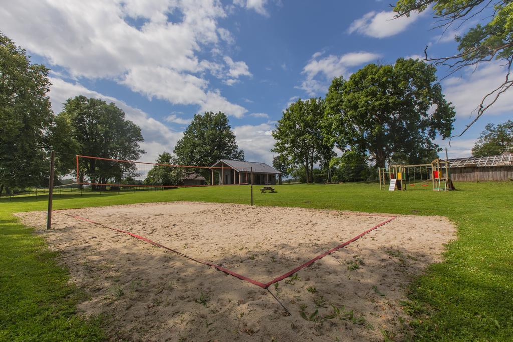Holiday Home Uzbazes Valmiera Værelse billede
