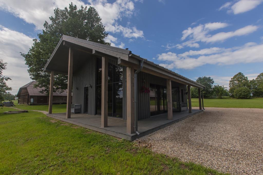 Holiday Home Uzbazes Valmiera Værelse billede